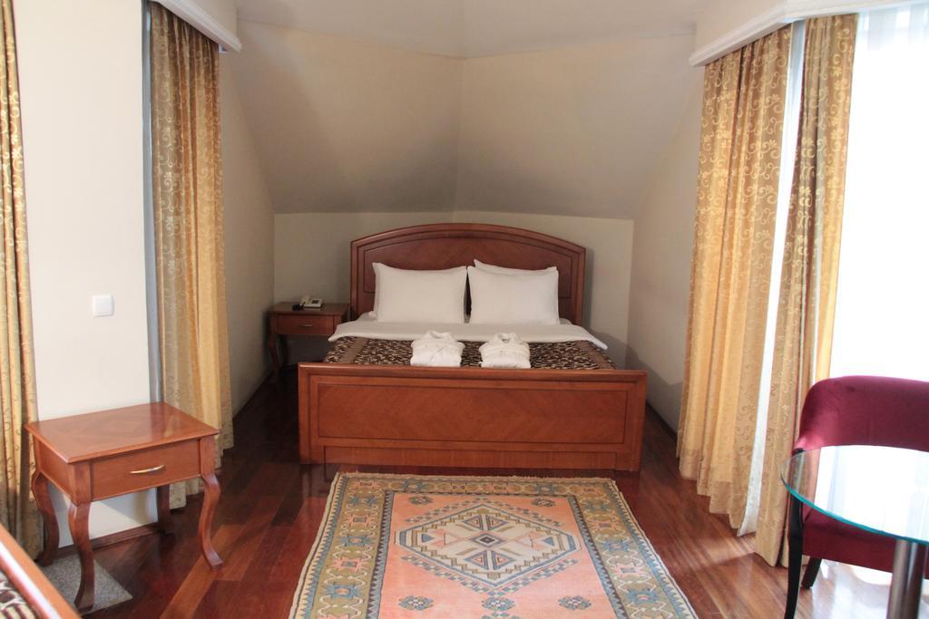 Florya Konagi Hotel อิสตันบูล ภายนอก รูปภาพ